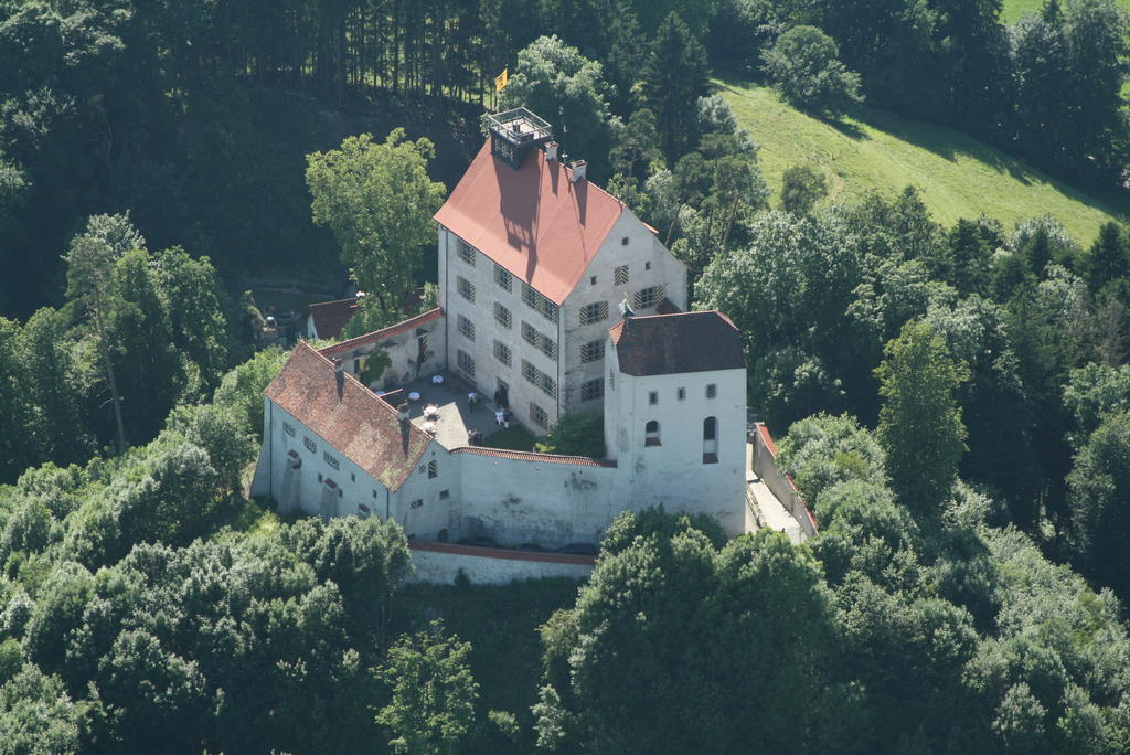 Schloss Spangenberg Экстерьер фото